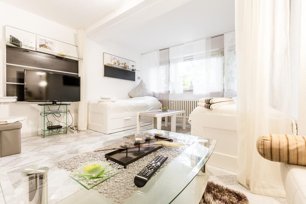 Apartments نيوس الغرفة الصورة